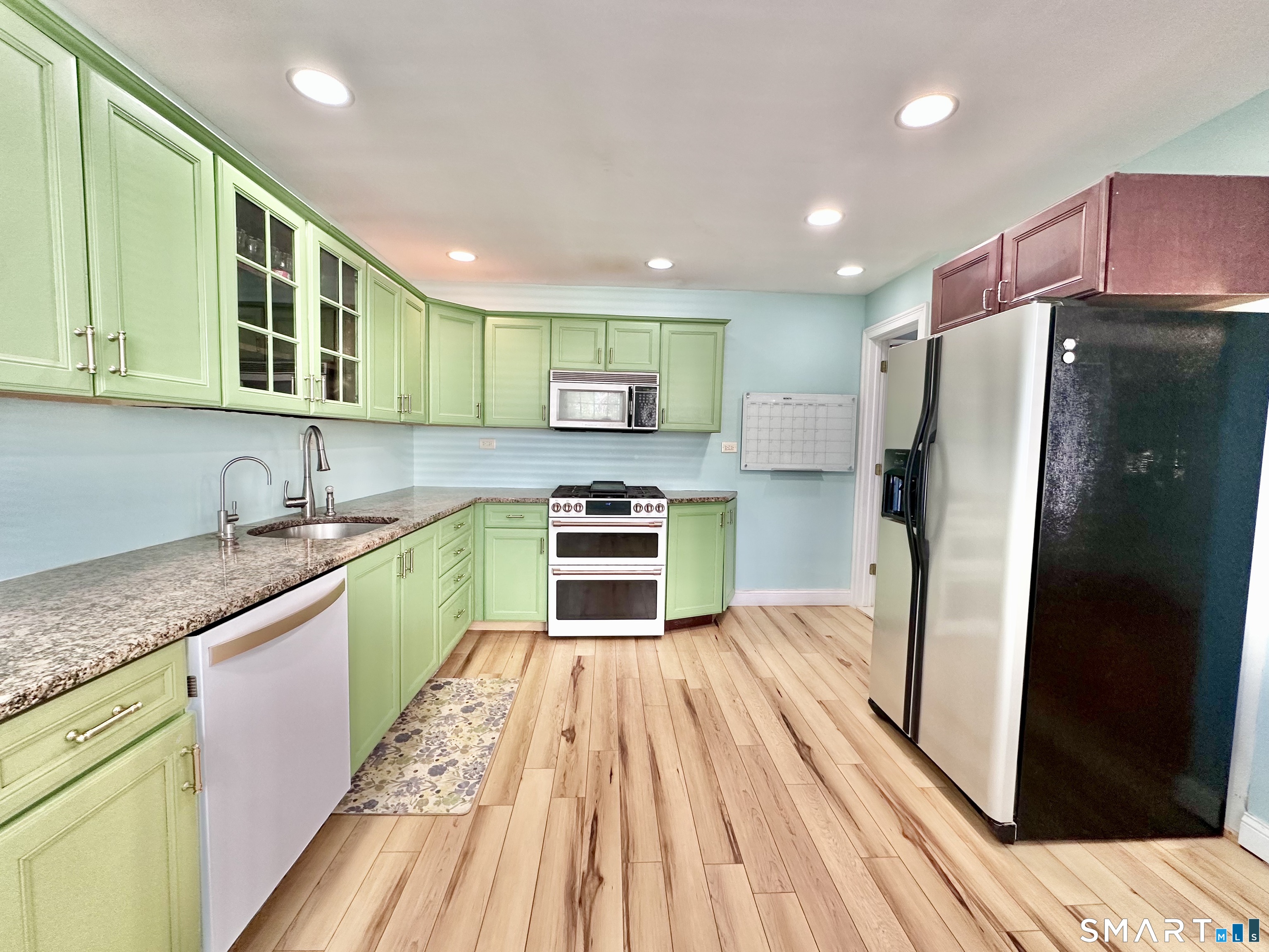 416 Lighthouse Road New Haven CT 06512