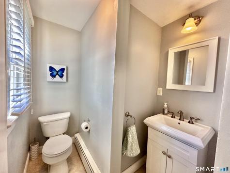 416 Lighthouse Road New Haven CT 06512