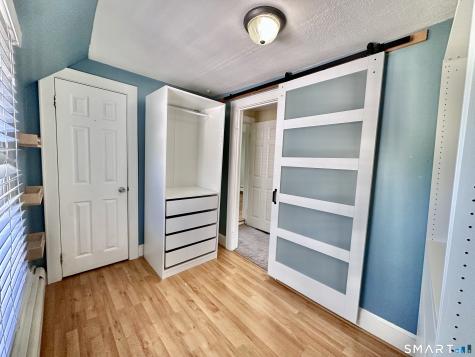 416 Lighthouse Road New Haven CT 06512