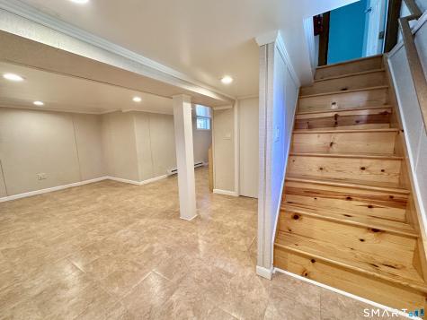 416 Lighthouse Road New Haven CT 06512