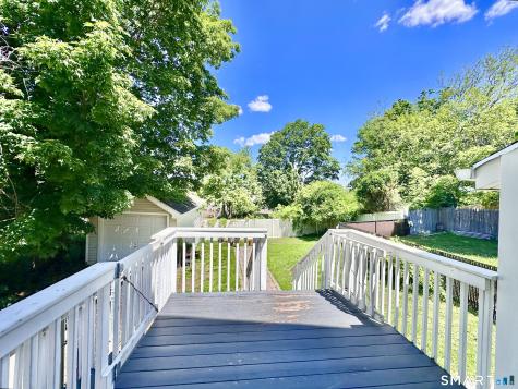 416 Lighthouse Road New Haven CT 06512