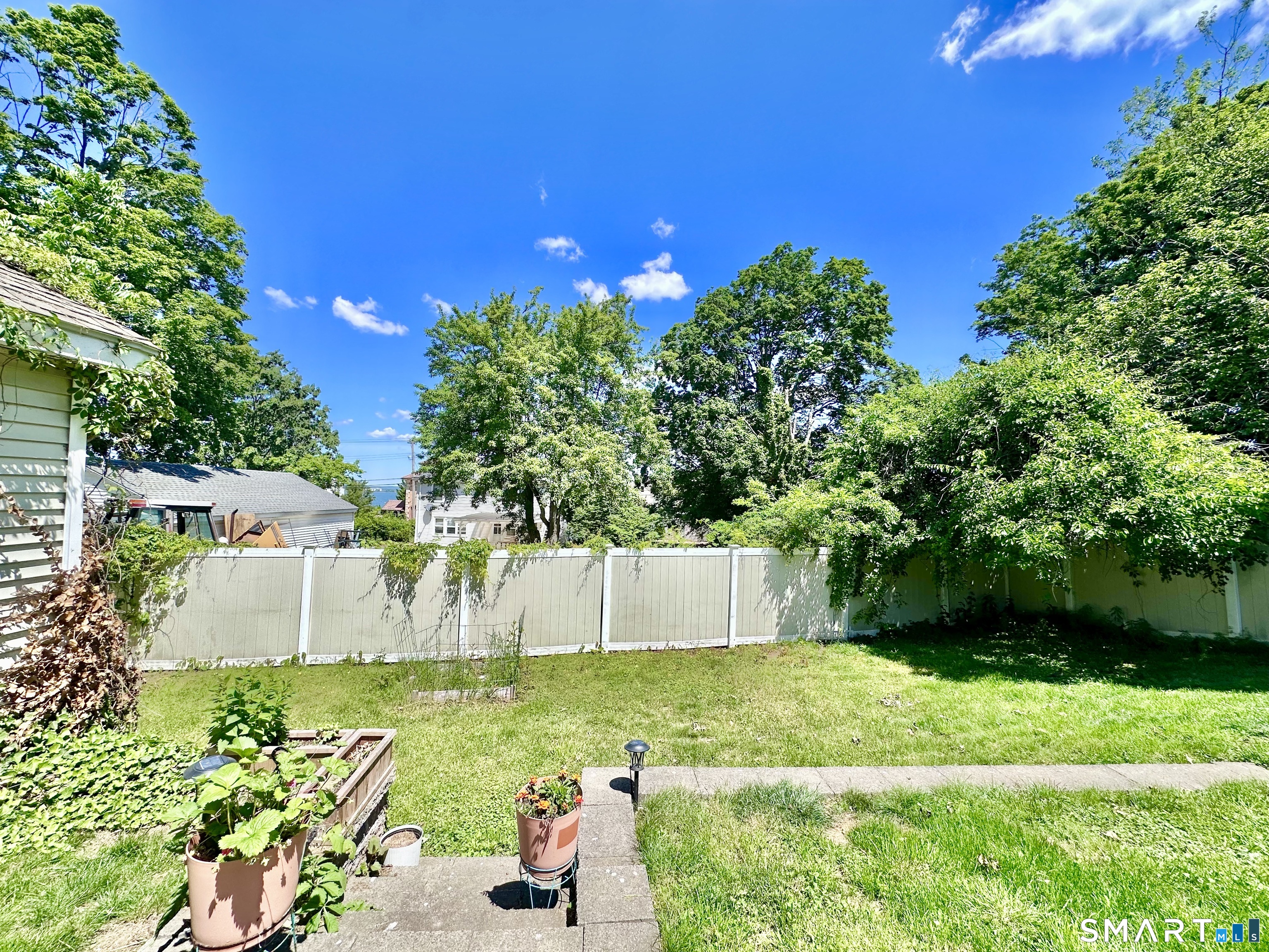 416 Lighthouse Road New Haven CT 06512