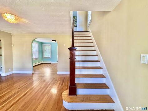 416 Lighthouse Road New Haven CT 06512