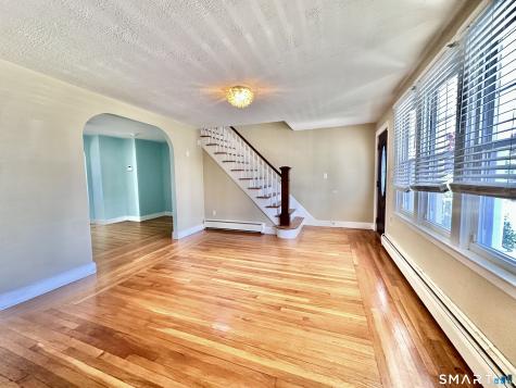 416 Lighthouse Road New Haven CT 06512