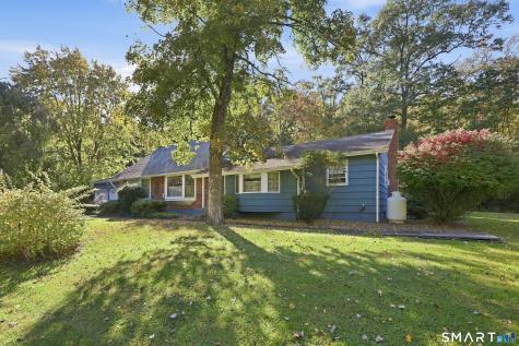 1 Knollwood Lane New Fairfield CT 06812