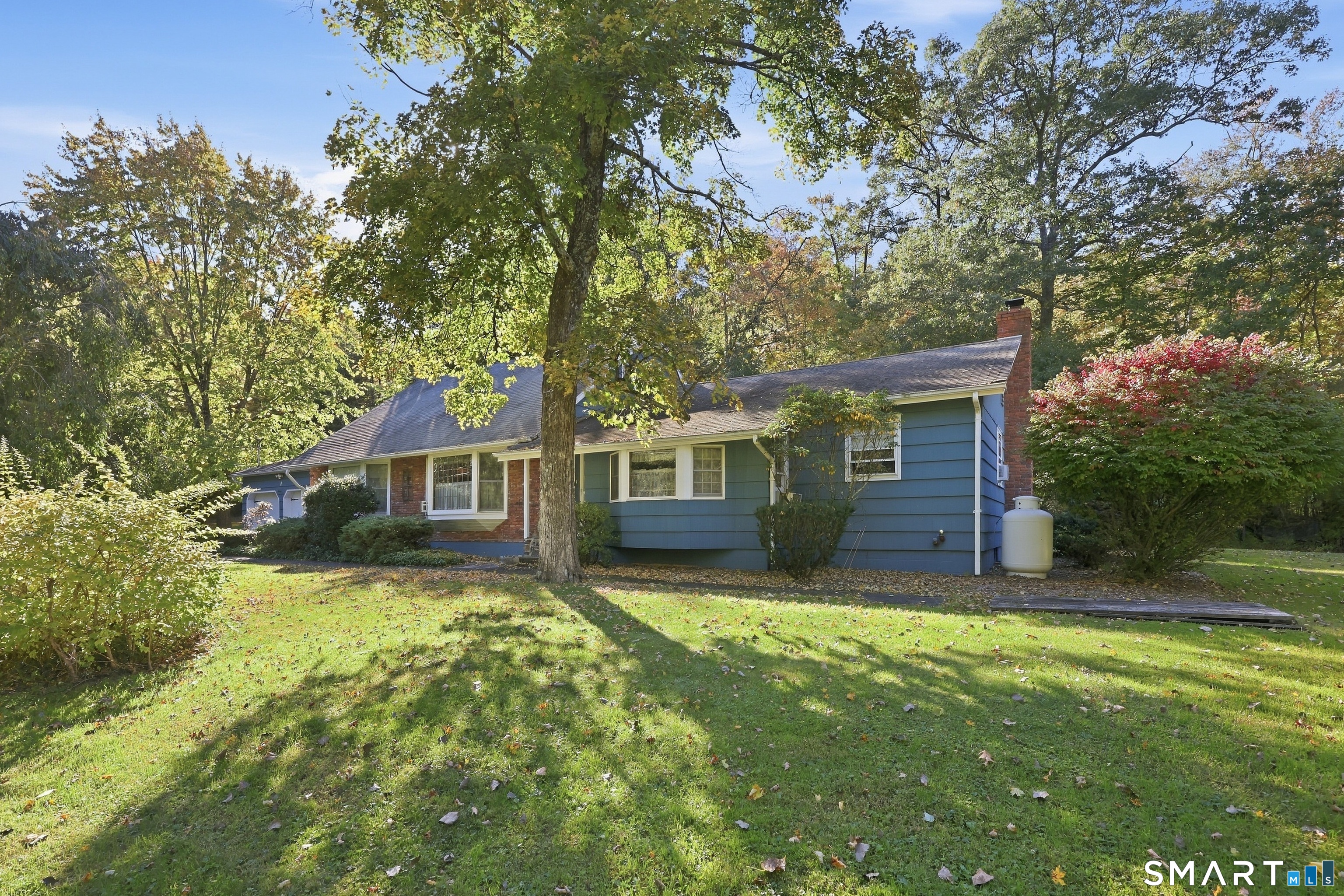 1 Knollwood Lane New Fairfield CT 06812