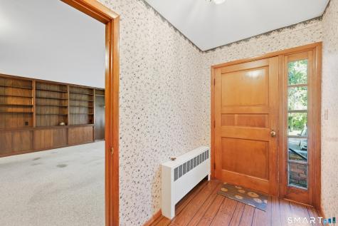 1 Knollwood Lane New Fairfield CT 06812