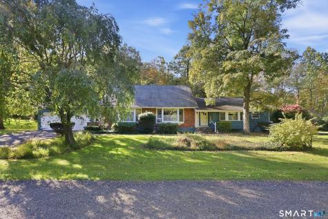 1 Knollwood Lane New Fairfield CT 06812