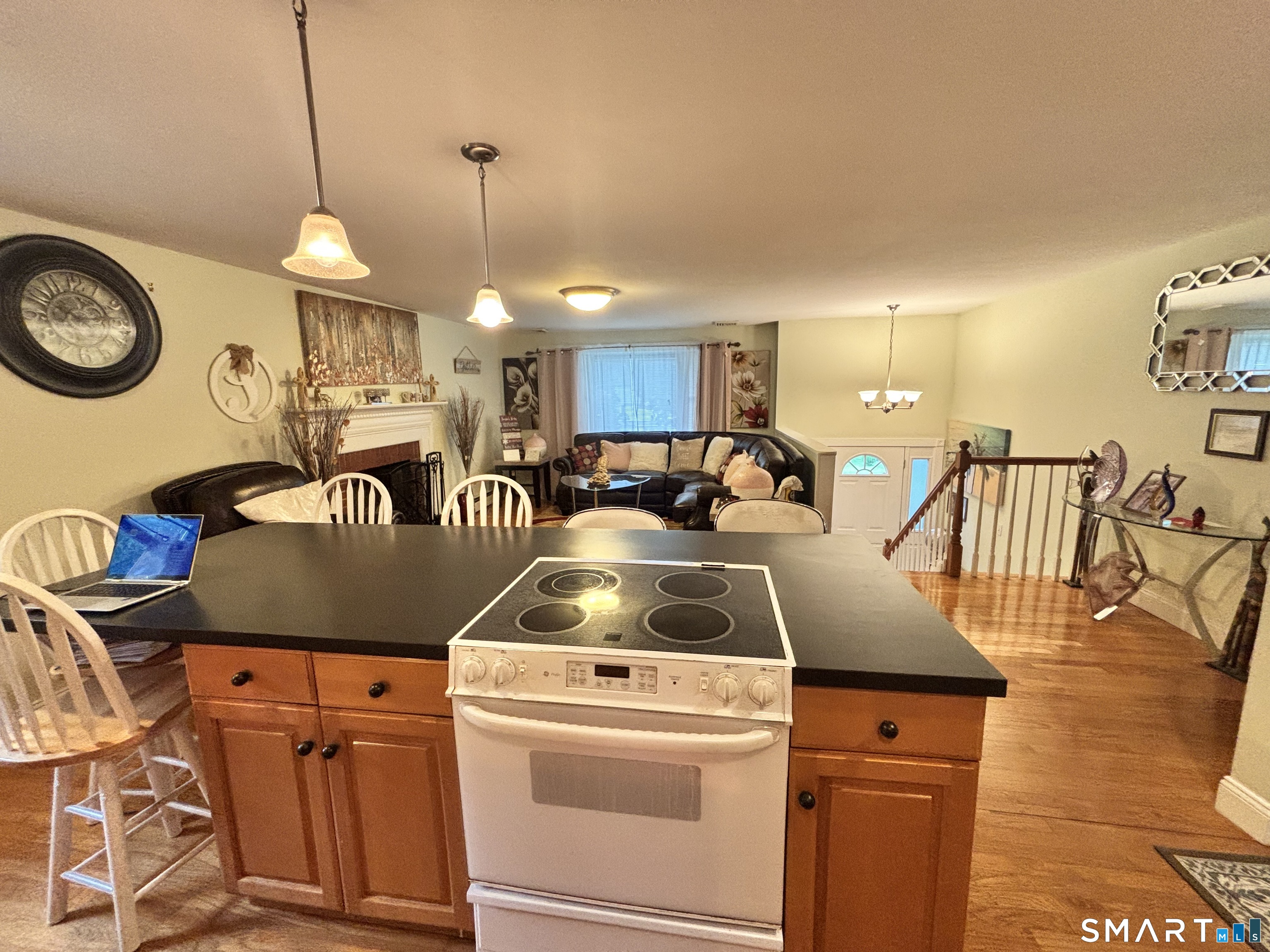118 Wickham Drive East Hartford CT 06118