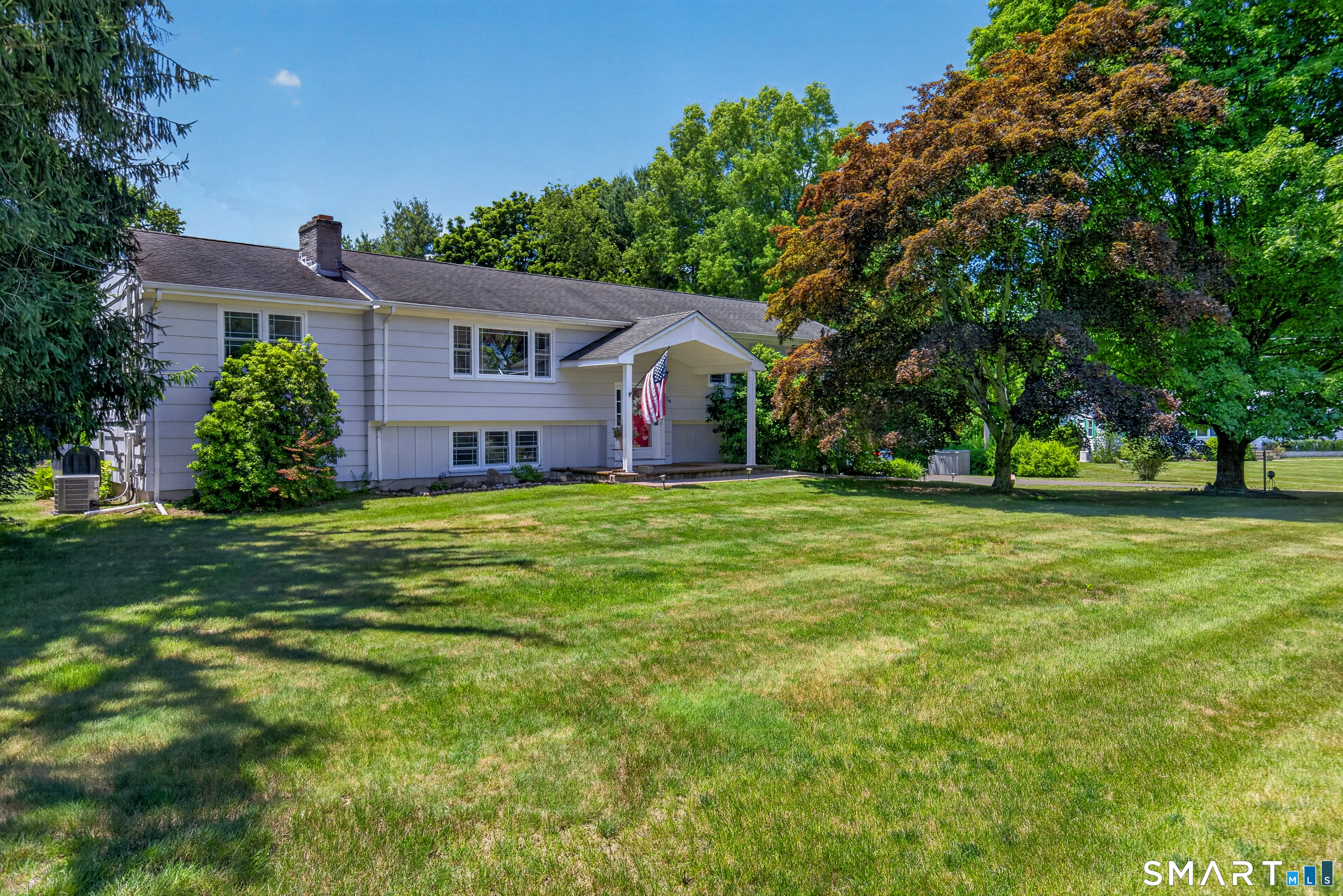 16 Williamsburg Drive Orange CT 06477