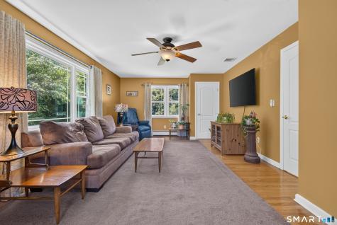 16 Williamsburg Drive Orange CT 06477