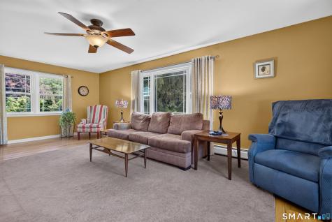 16 Williamsburg Drive Orange CT 06477