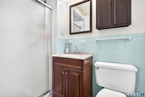 16 Williamsburg Drive Orange CT 06477