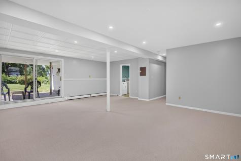 16 Williamsburg Drive Orange CT 06477