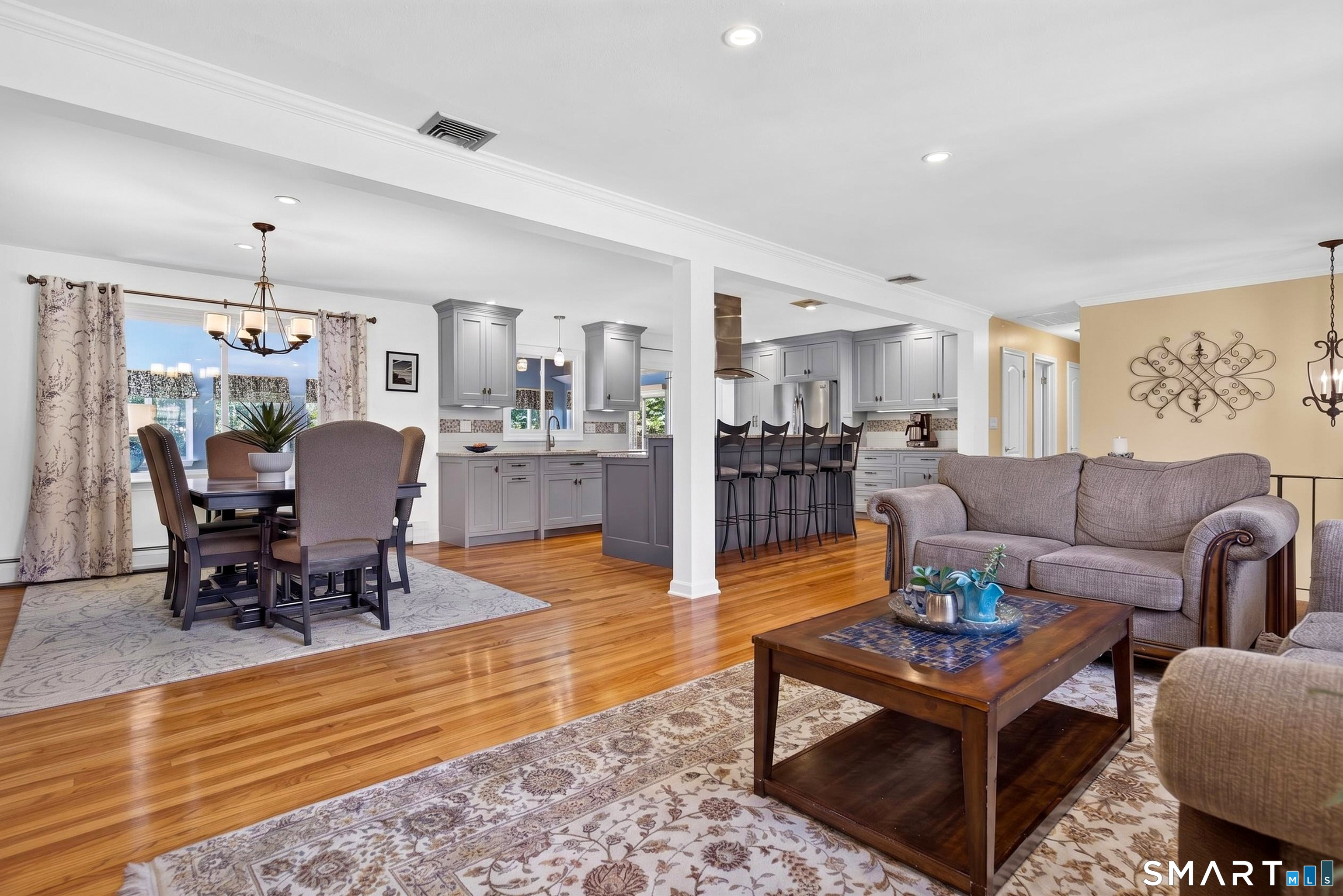 16 Williamsburg Drive Orange CT 06477
