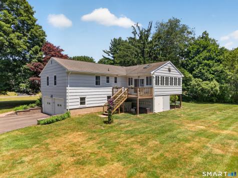 16 Williamsburg Drive Orange CT 06477