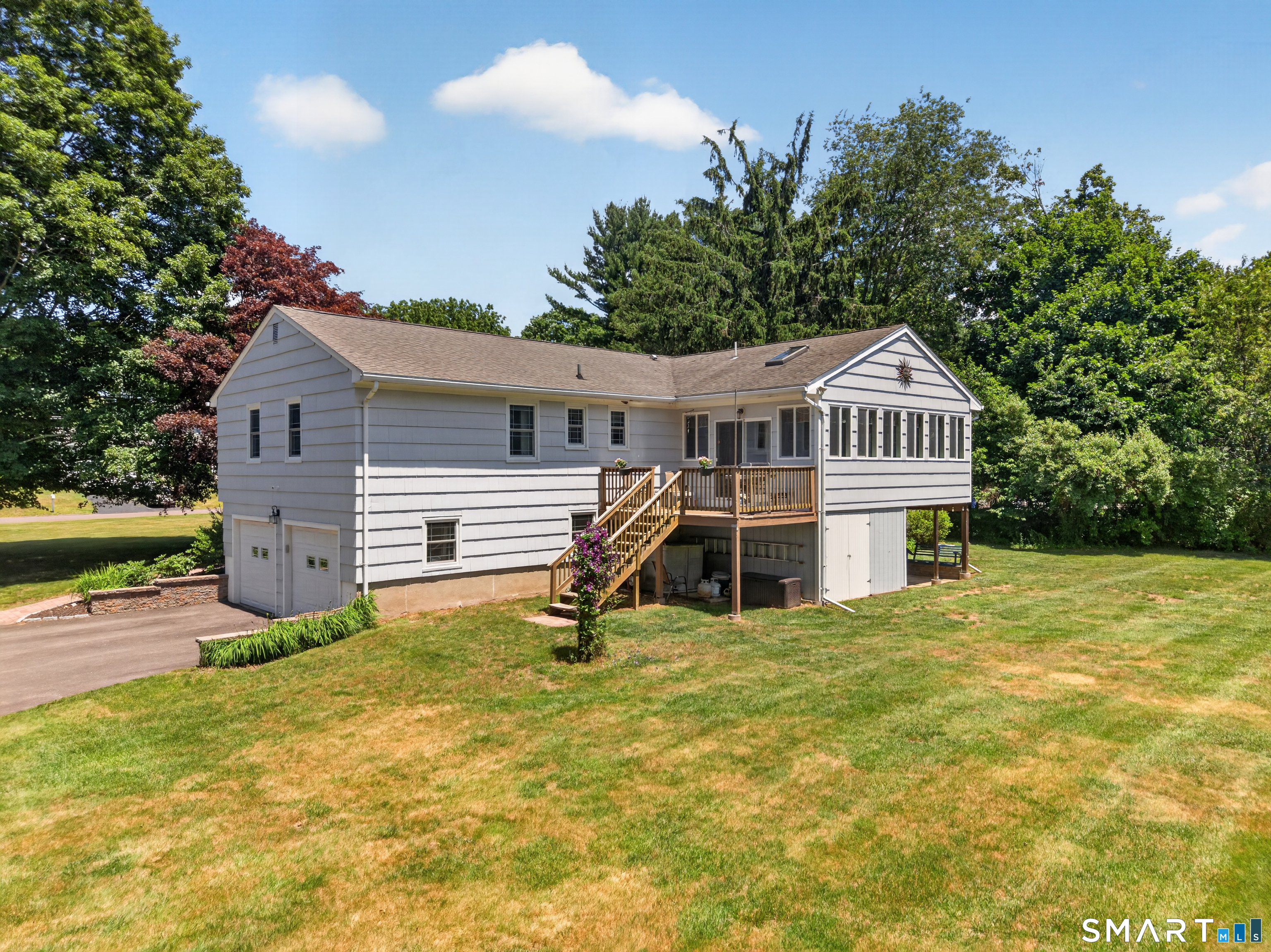 16 Williamsburg Drive Orange CT 06477