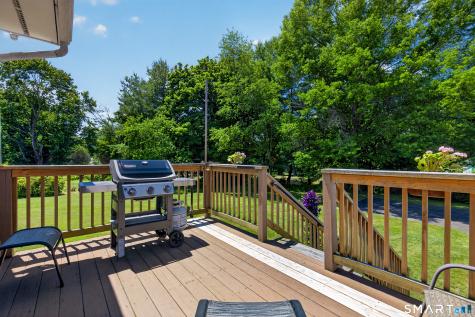 16 Williamsburg Drive Orange CT 06477