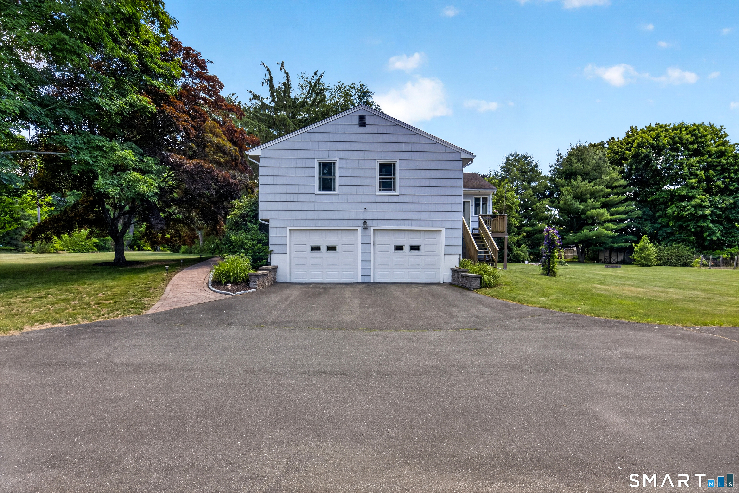 16 Williamsburg Drive Orange CT 06477