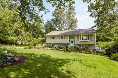 39 Driftway Point Road Danbury CT 06811