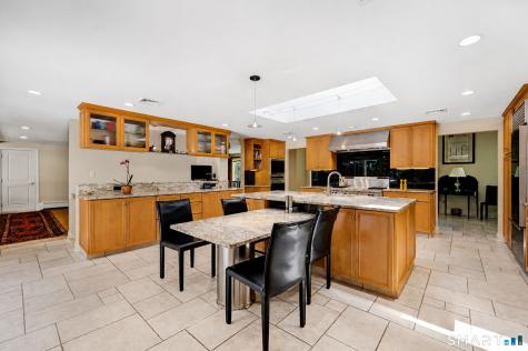 182F Ives Street Hamden CT 06518