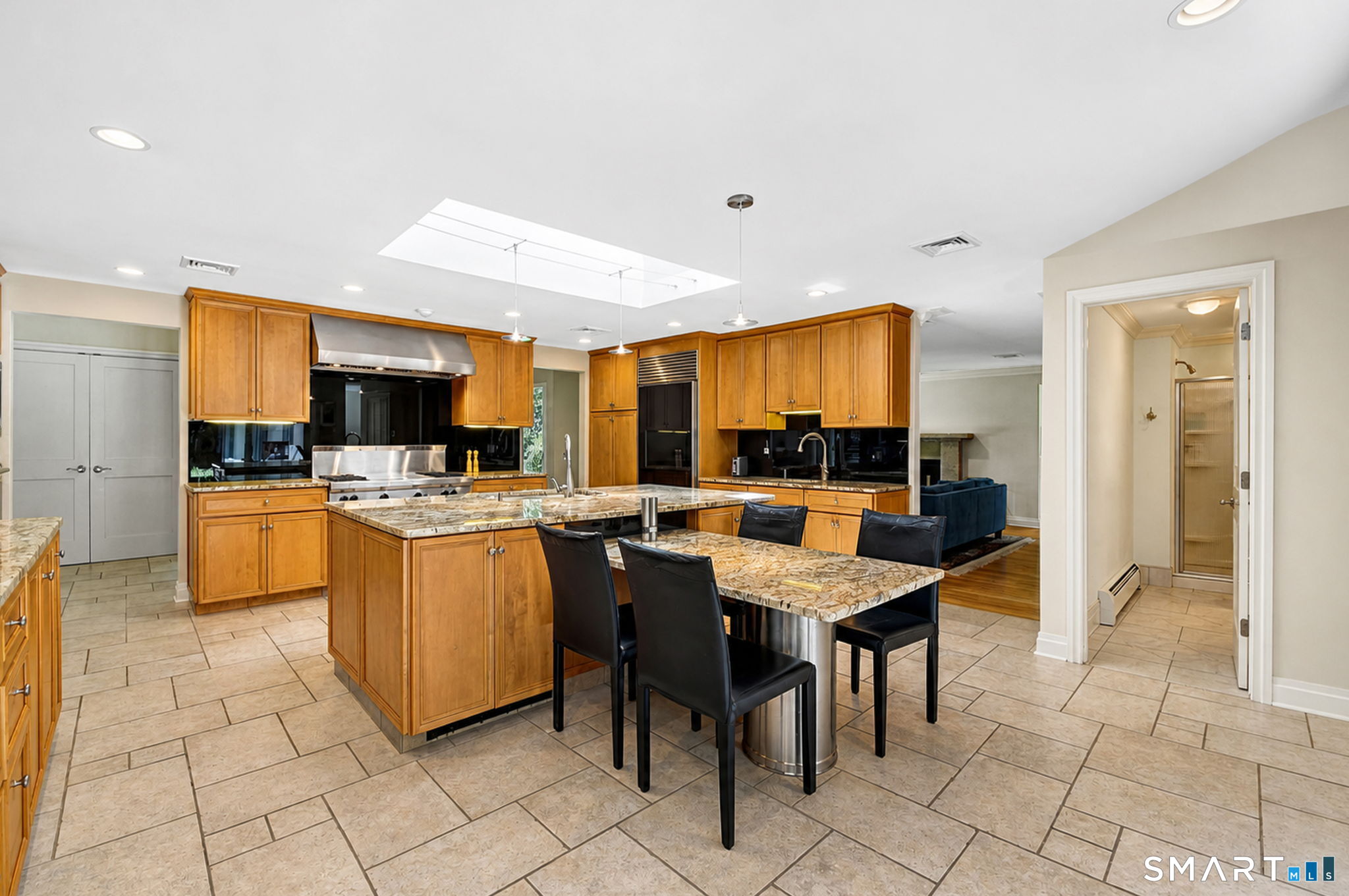 182F Ives Street Hamden CT 06518