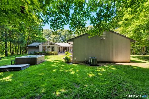 182F Ives Street Hamden CT 06518