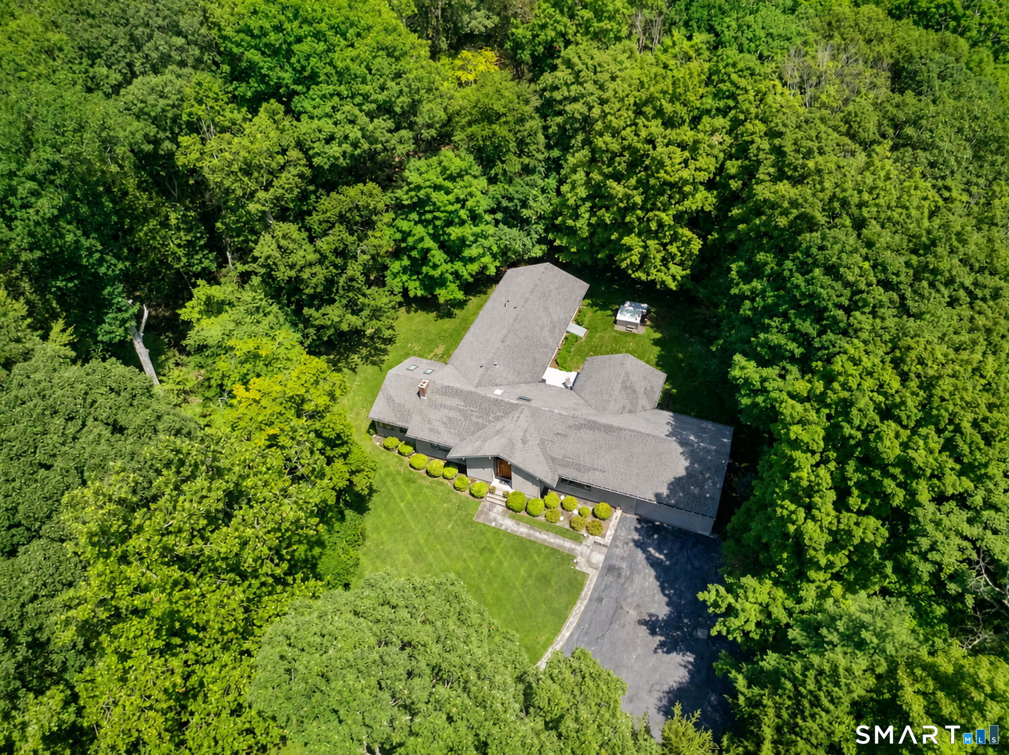 182F Ives Street Hamden CT 06518