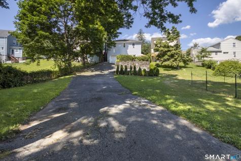 107 Clovelly Road Stamford CT 06902