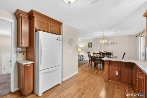 5 Parsons Drive Simsbury CT 06070