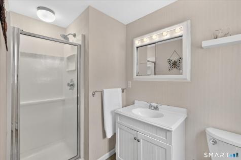 5 Parsons Drive Simsbury CT 06070