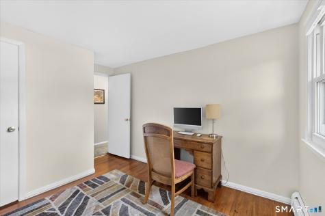 5 Parsons Drive Simsbury CT 06070