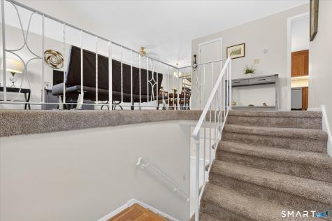5 Parsons Drive Simsbury CT 06070