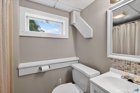 5 Parsons Drive Simsbury CT 06070