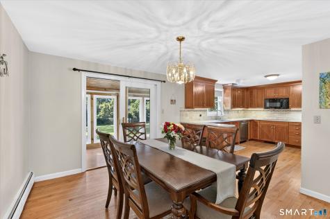 5 Parsons Drive Simsbury CT 06070