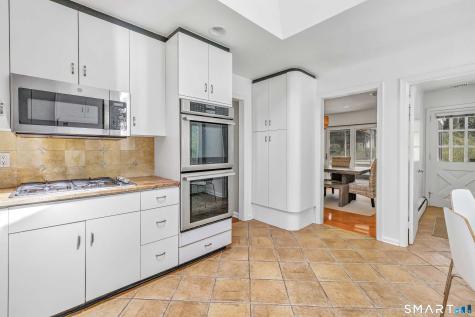 89 Random Road Fairfield CT 06825