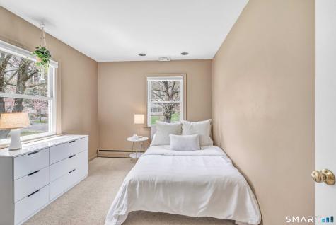 89 Random Road Fairfield CT 06825
