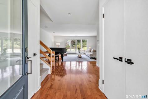 89 Random Road Fairfield CT 06825