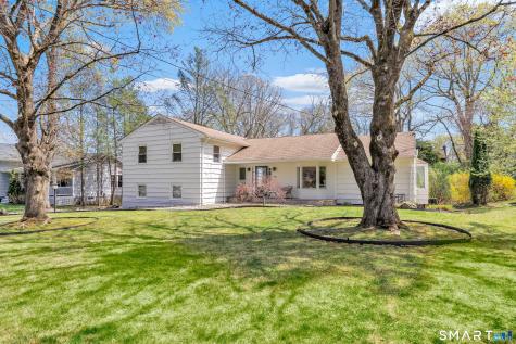 89 Random Road Fairfield CT 06825