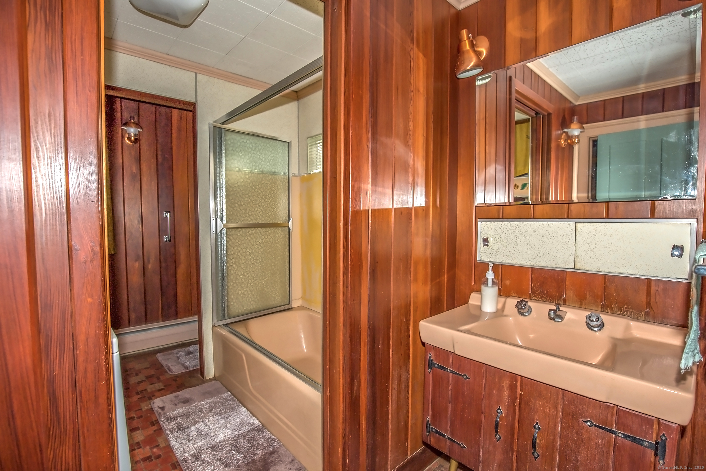58 Maple Street Ellington CT 06029
