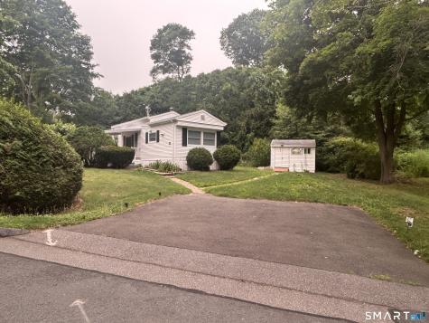 25 Whitewood Road Killingworth CT 06419