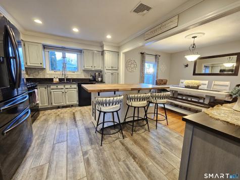 54 Milne Avenue Shelton CT 06484