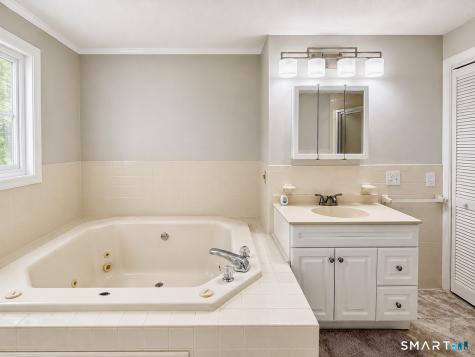 172 Carpenter Avenue Meriden CT 06450