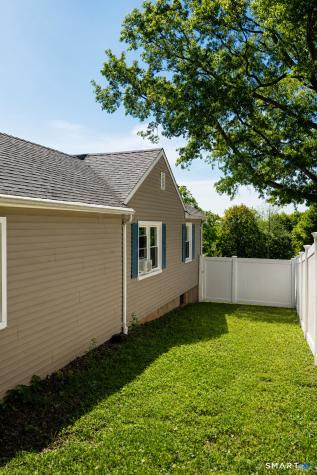 172 Carpenter Avenue Meriden CT 06450