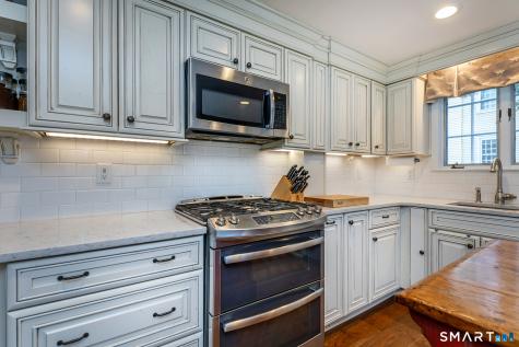 30 Hollow Road Woodbury CT 06798
