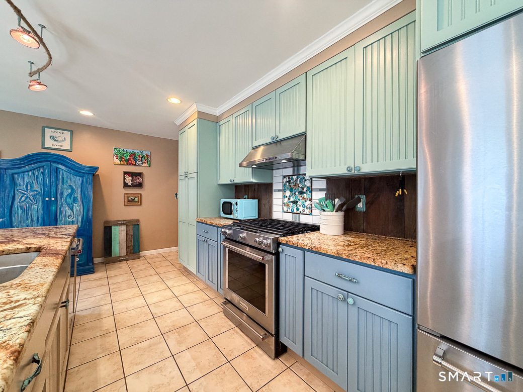 16 Highland Avenue Branford CT 06405