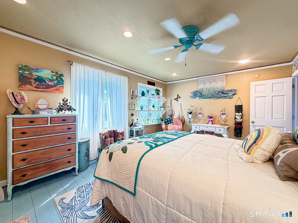 16 Highland Avenue Branford CT 06405