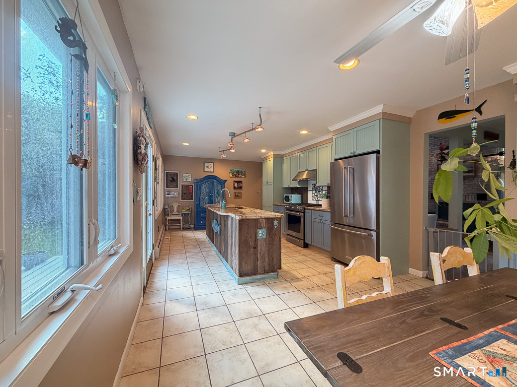16 Highland Avenue Branford CT 06405