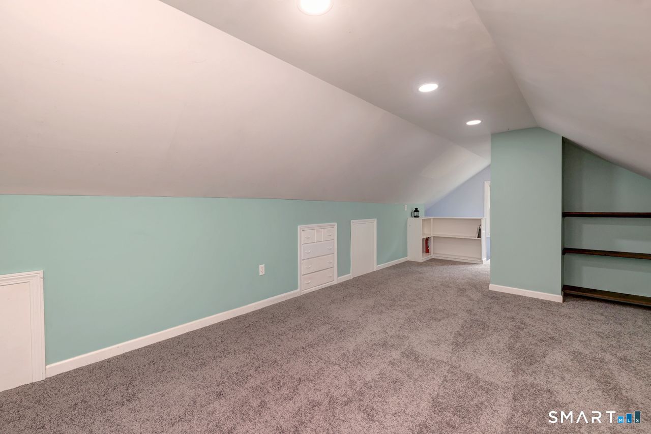 20 Highland Avenue Woodbridge CT 06525