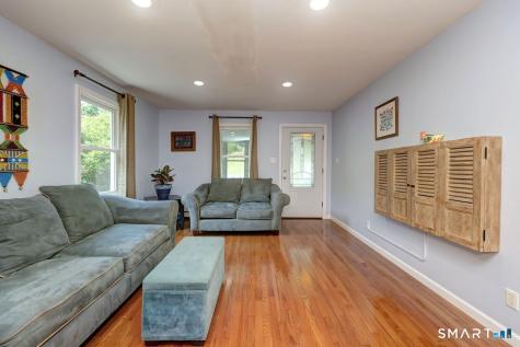 20 Highland Avenue Woodbridge CT 06525